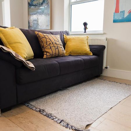 Star London Bell Lane 3-Bed Haven Appartement Hendon Buitenkant foto