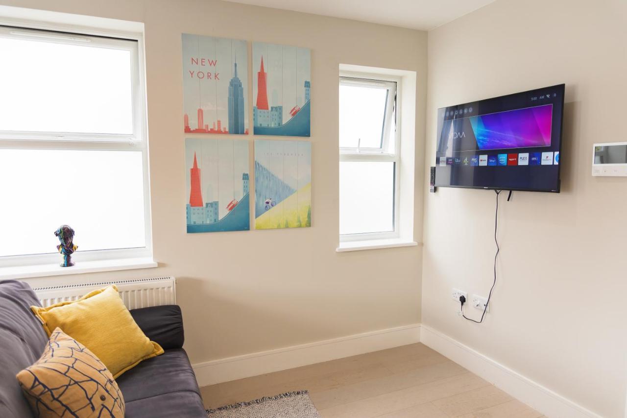 Star London Bell Lane 3-Bed Haven Appartement Hendon Buitenkant foto